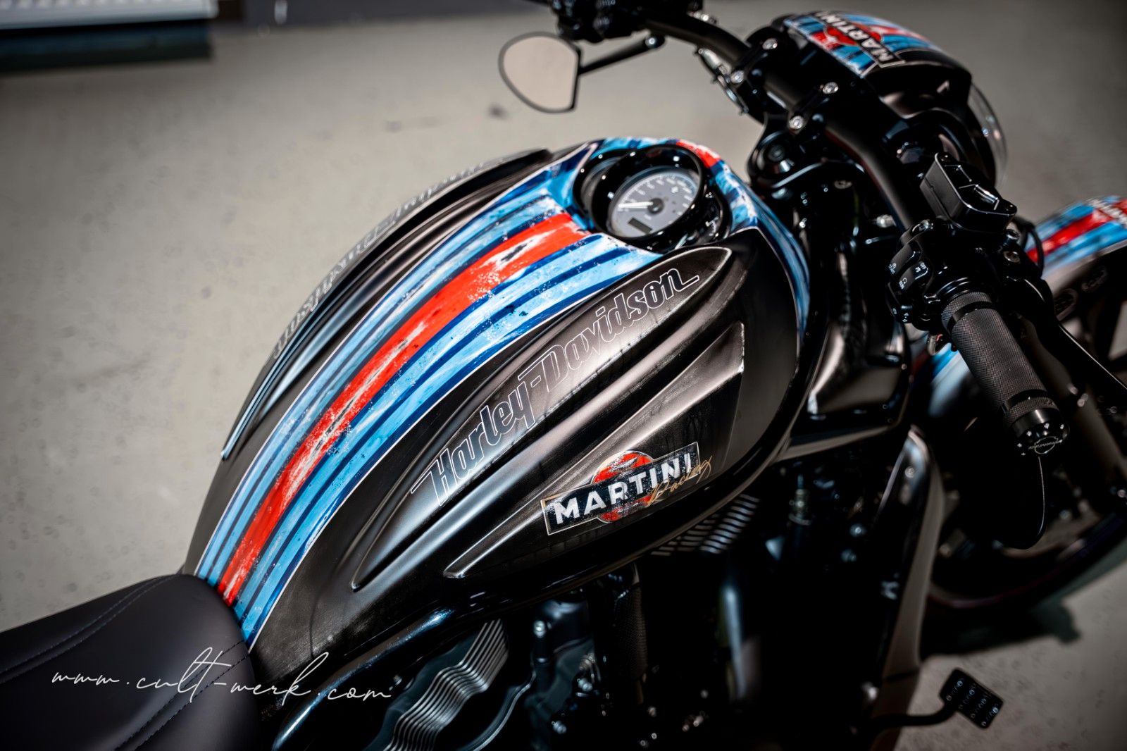 HARLEY DAVIDSON V-Rod Night Rod Special "Martini" by Cult-Werk