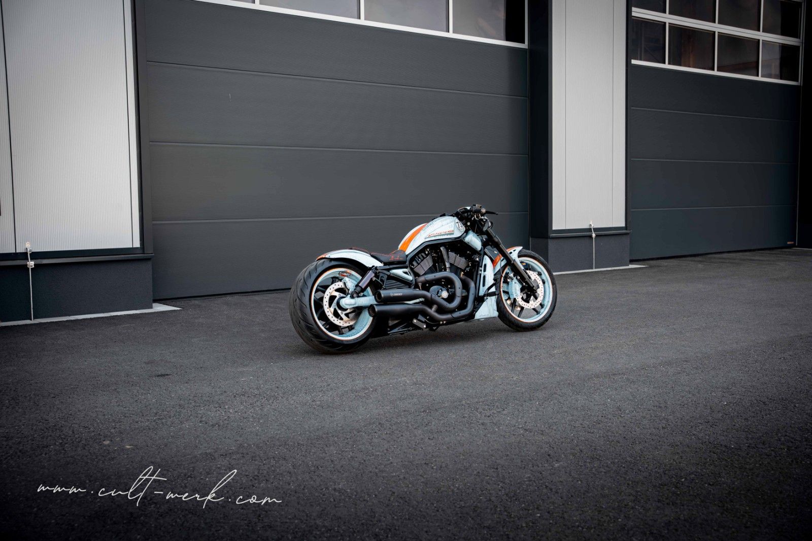 HARLEY DAVIDSON V-Rod Night Rod Special "GULF" by Cult-Werk HARLEY DAVIDSON V-Rod Night Rod Special "GULF" by Cult-Werk