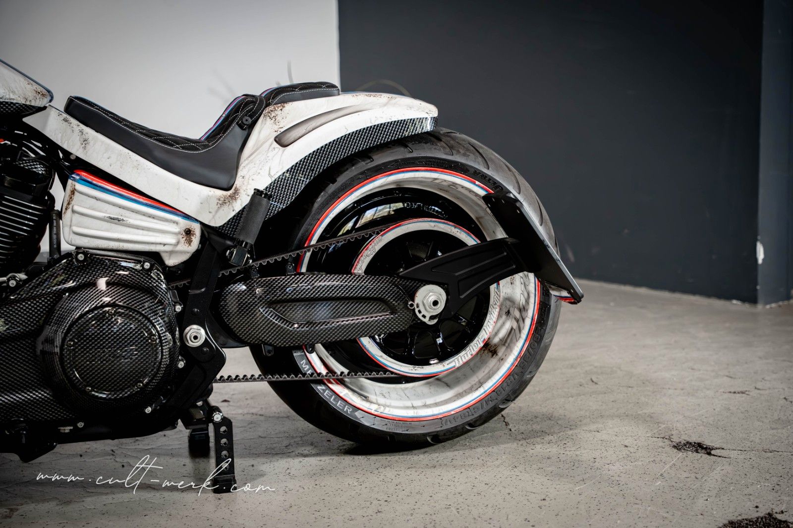 HARLEY DAVIDSON FXDR 114 "Martini Used Look" by Cult-Werk